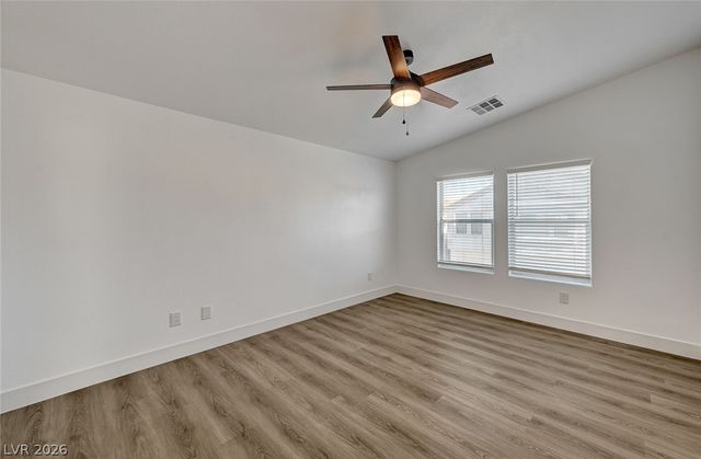 8830 Tomnitz Avenue 101, Las Vegas, NV 89178