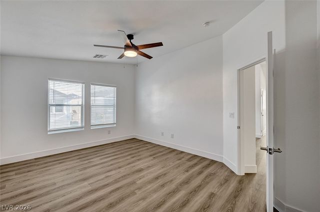8830 Tomnitz Avenue 101, Las Vegas, NV 89178