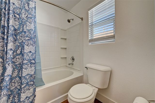 8830 Tomnitz Avenue 101, Las Vegas, NV 89178