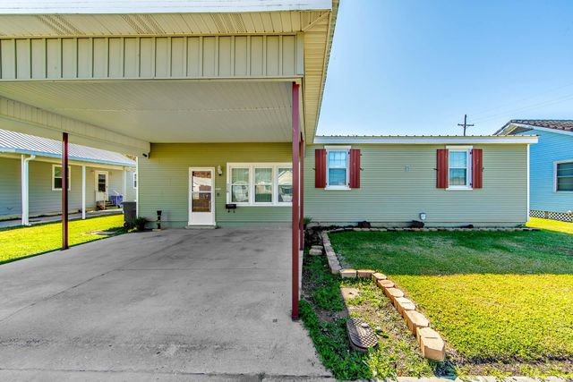 228 Lafaye, Thibodaux, LA 70301