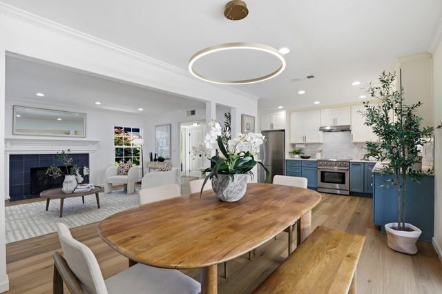 451 Oak Grove Avenue 1, Menlo Park, CA 94025