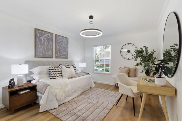 451 Oak Grove Avenue 1, Menlo Park, CA 94025