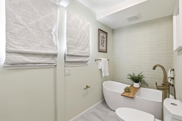 451 Oak Grove Avenue 1, Menlo Park, CA 94025
