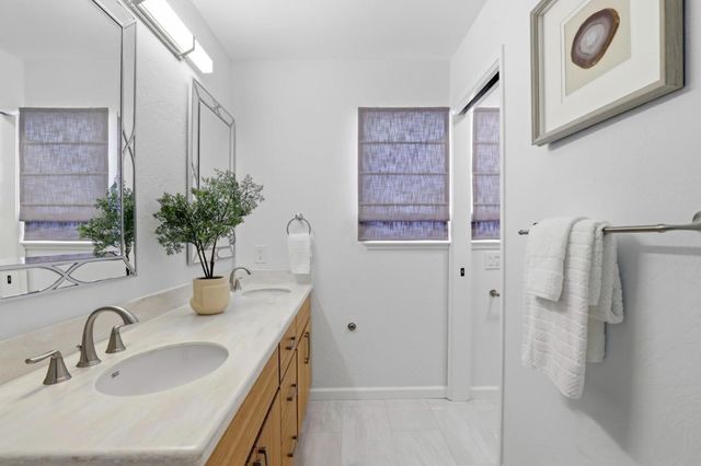 451 Oak Grove Avenue 1, Menlo Park, CA 94025