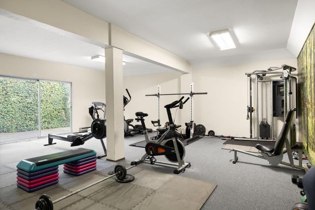 451 Oak Grove Avenue 1, Menlo Park, CA 94025