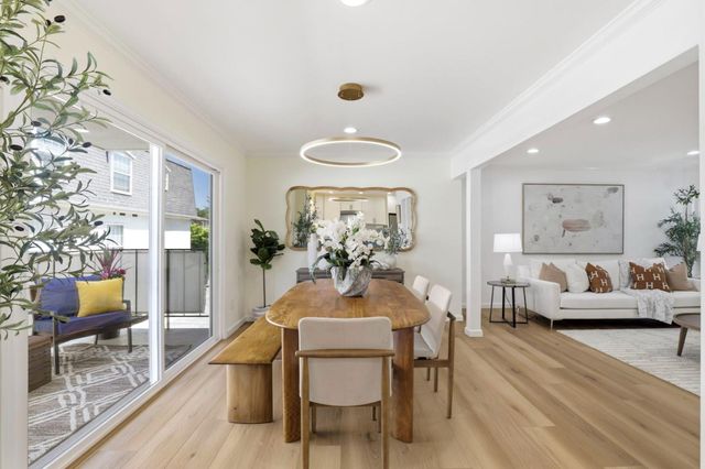 451 Oak Grove Avenue 1, Menlo Park, CA 94025