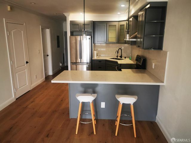 1233 20th Avenue, San Francisco, CA 94122