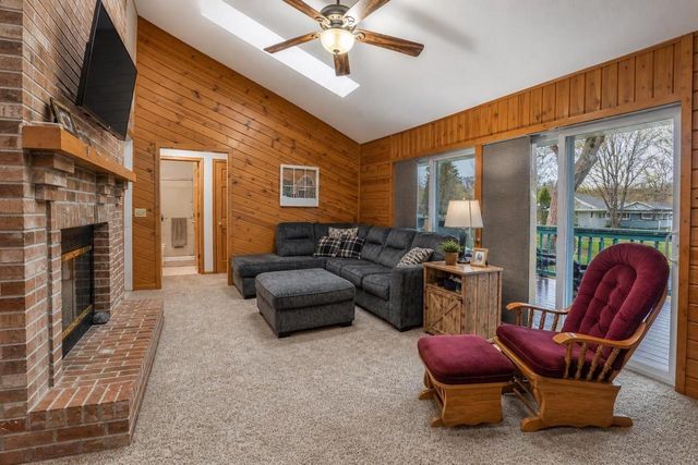2040 N 1ST STREET, Wisconsin Rapids, WI 54494