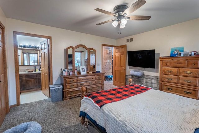 2040 N 1ST STREET, Wisconsin Rapids, WI 54494