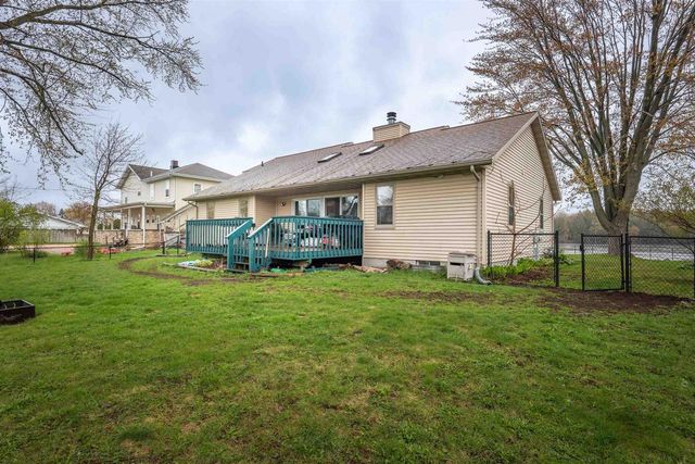 2040 N 1ST STREET, Wisconsin Rapids, WI 54494