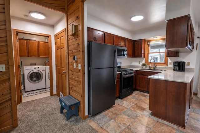 2040 N 1ST STREET, Wisconsin Rapids, WI 54494