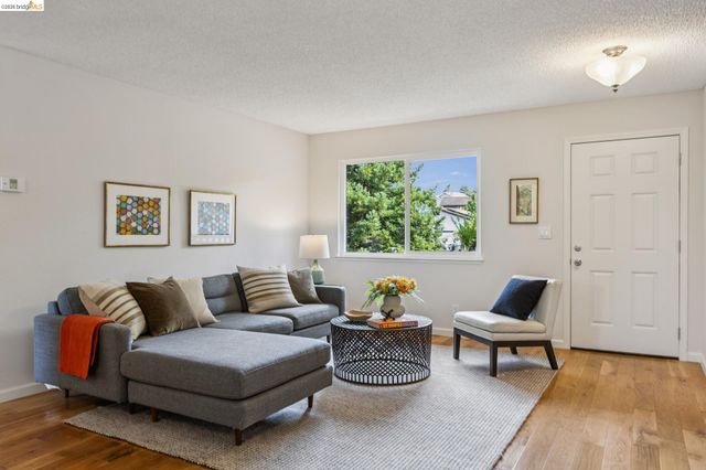 1131 Mitchell Way, El Sobrante, CA 94803
