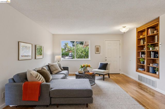1131 Mitchell Way, El Sobrante, CA 94803
