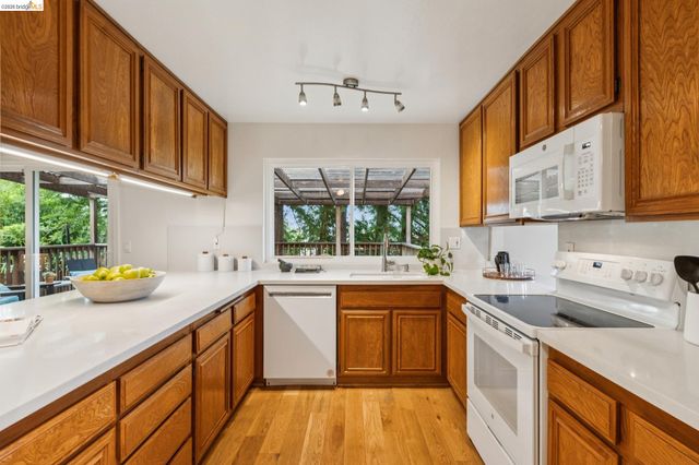 1131 Mitchell Way, El Sobrante, CA 94803