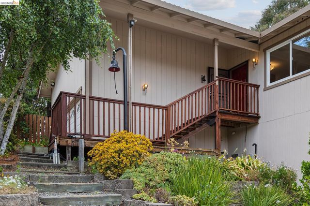 1131 Mitchell Way, El Sobrante, CA 94803