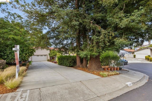 1131 Mitchell Way, El Sobrante, CA 94803