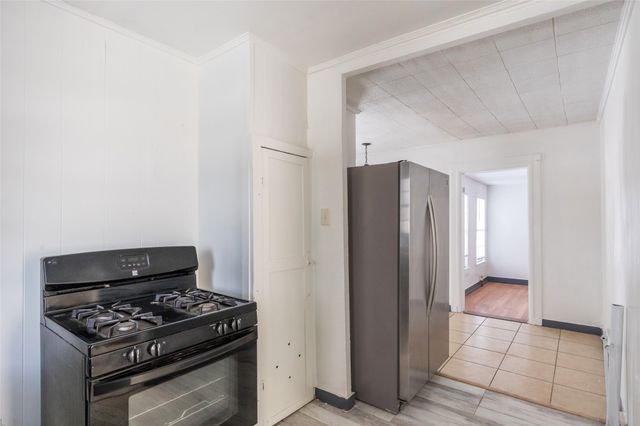 1902 Bristol Drive, Sweetwater, TX 79556