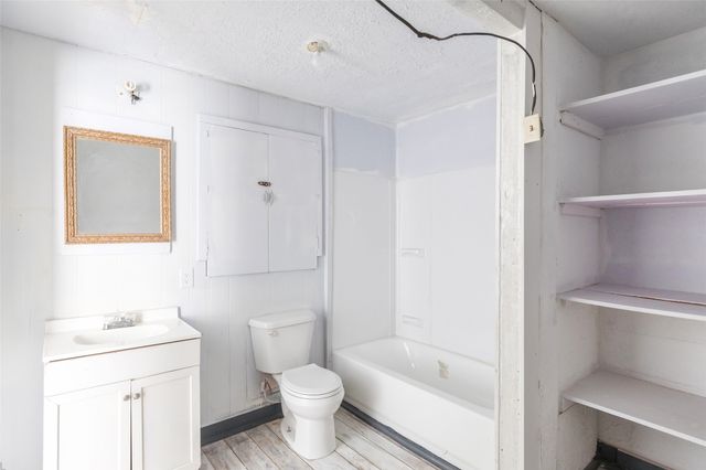 1902 Bristol Drive, Sweetwater, TX 79556