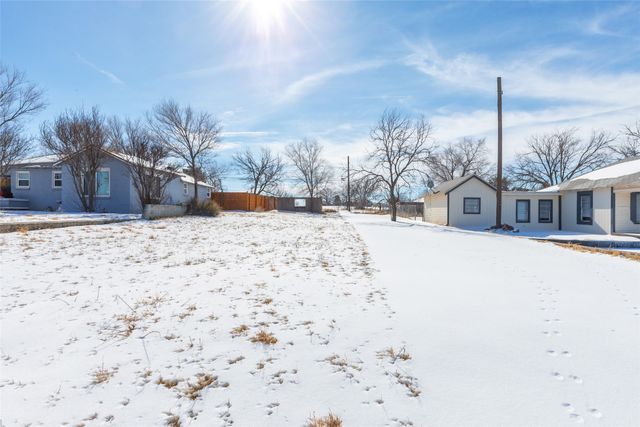 1902 Bristol Drive, Sweetwater, TX 79556