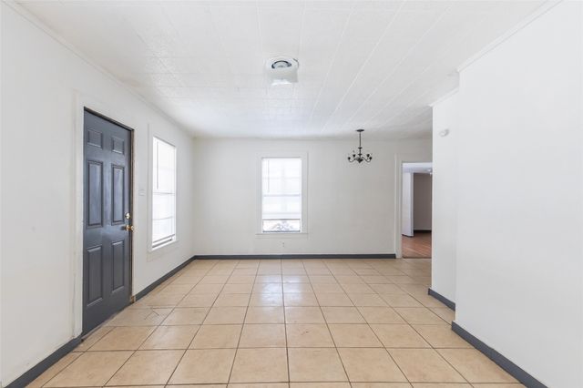 1902 Bristol Drive, Sweetwater, TX 79556