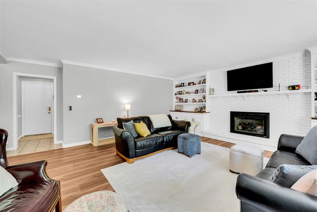 3394 Edmunton Drive, Rochester Hills, MI 48306