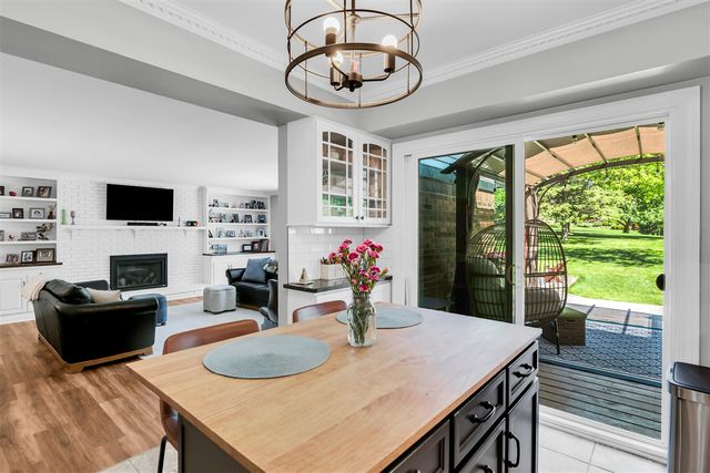 3394 Edmunton Drive, Rochester Hills, MI 48306
