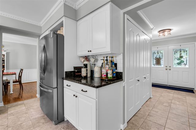 3394 Edmunton Drive, Rochester Hills, MI 48306