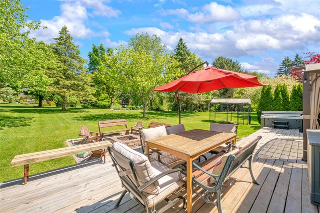 3394 Edmunton Drive, Rochester Hills, MI 48306