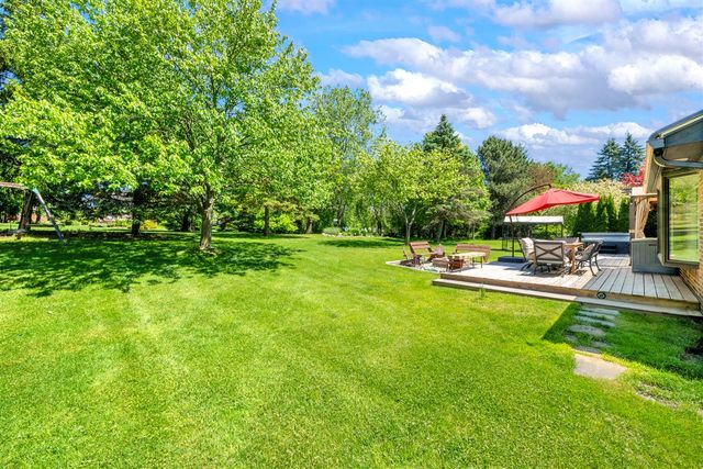 3394 Edmunton Drive, Rochester Hills, MI 48306
