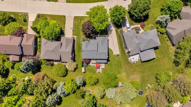 3394 Edmunton Drive, Rochester Hills, MI 48306