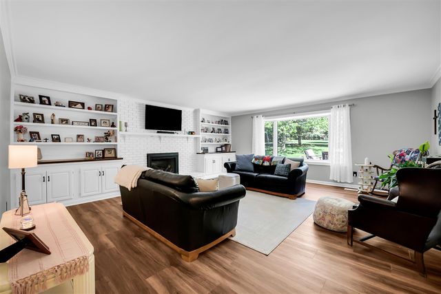 3394 Edmunton Drive, Rochester Hills, MI 48306