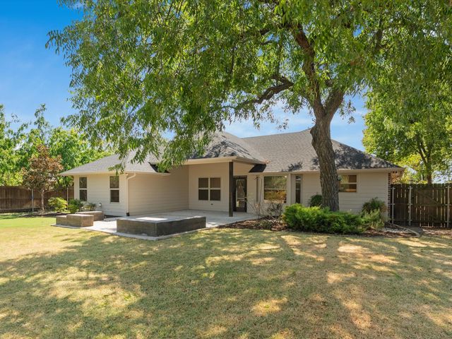 209 Main Street, Tioga, TX 76271