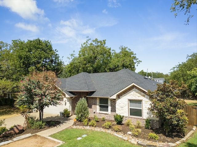 209 Main Street, Tioga, TX 76271