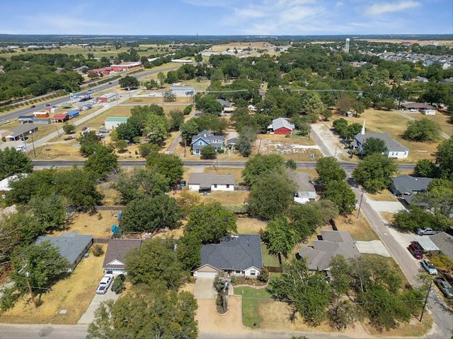 209 Main Street, Tioga, TX 76271