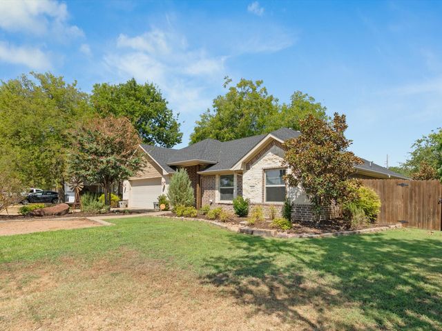 209 Main Street, Tioga, TX 76271