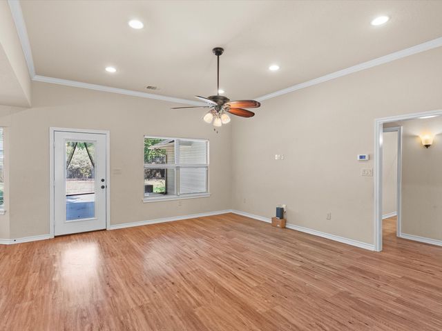209 Main Street, Tioga, TX 76271