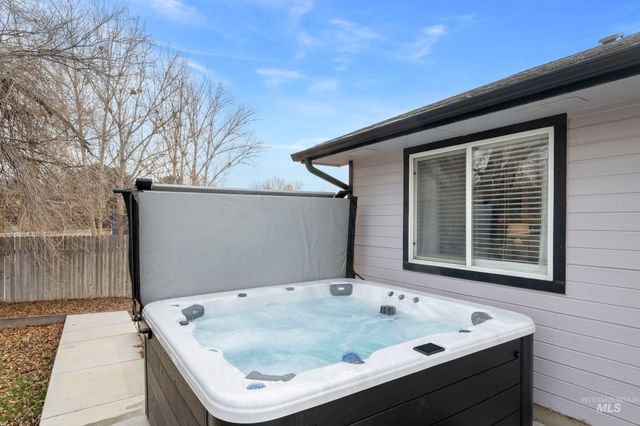 3628 S Carbondale Pl, Meridian, ID 83642