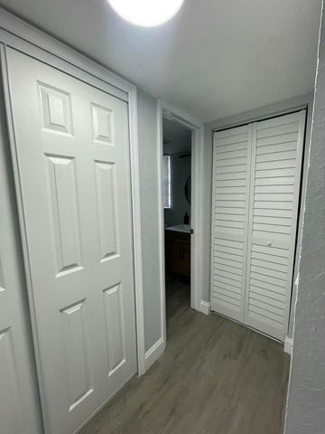 110 SE 7th Street 4, Hallandale Beach, FL 33009