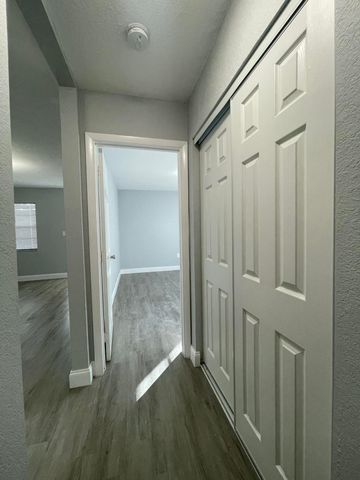 110 SE 7th Street 4, Hallandale Beach, FL 33009