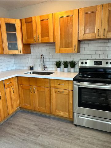 110 SE 7th Street 4, Hallandale Beach, FL 33009