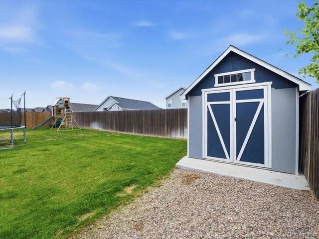 1106 Osprey Way, Wiggins, CO 80654