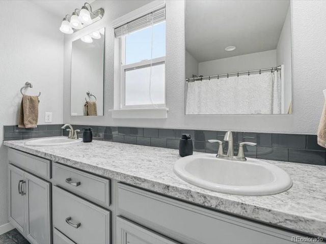 1106 Osprey Way, Wiggins, CO 80654