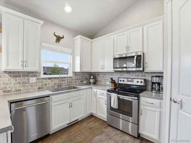 1106 Osprey Way, Wiggins, CO 80654