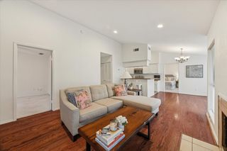 1881 Bering Drive 82, Houston, TX 77057