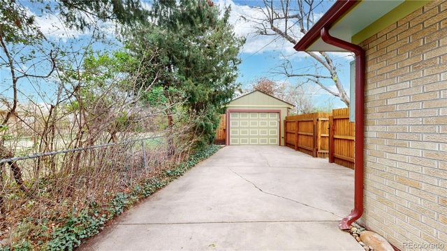 545 Estes Street, Lakewood, CO 80226