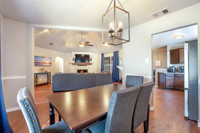 2004 Cedar Crest Boulevard, Dallas, TX 75203