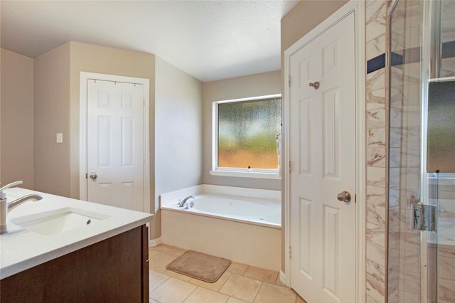 2004 Cedar Crest Boulevard, Dallas, TX 75203