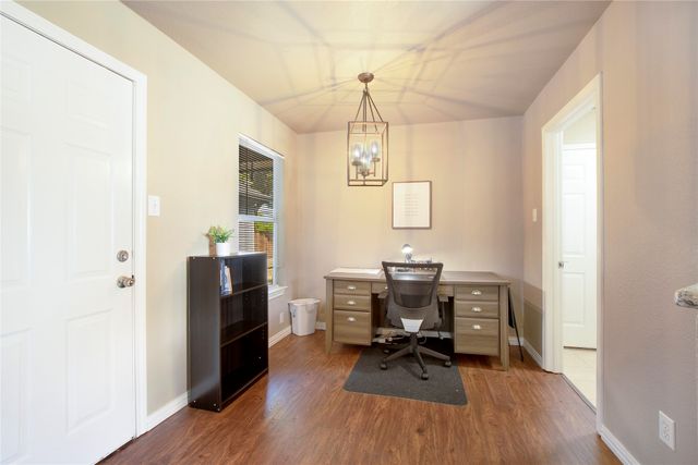 2004 Cedar Crest Boulevard, Dallas, TX 75203