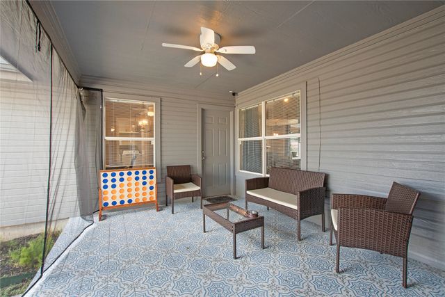 2004 Cedar Crest Boulevard, Dallas, TX 75203