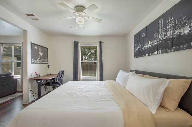 2004 Cedar Crest Boulevard, Dallas, TX 75203